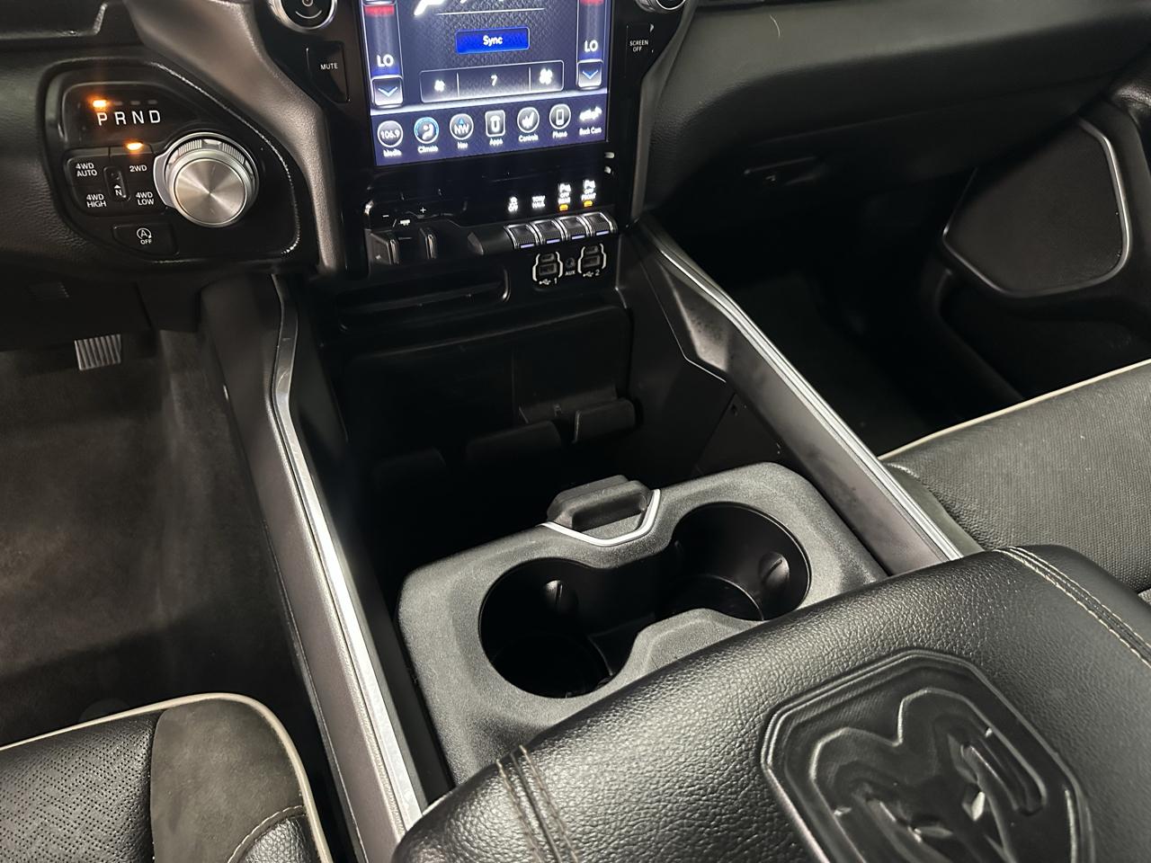 RAM 1500 Laramie Crew Cab SWB 4WD 2020
