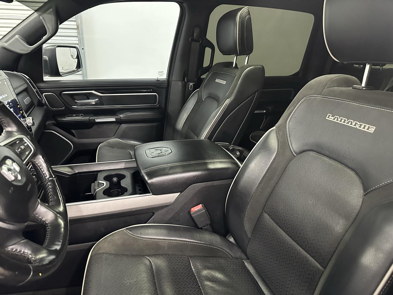 RAM 1500 Laramie Crew Cab SWB 4WD 2020