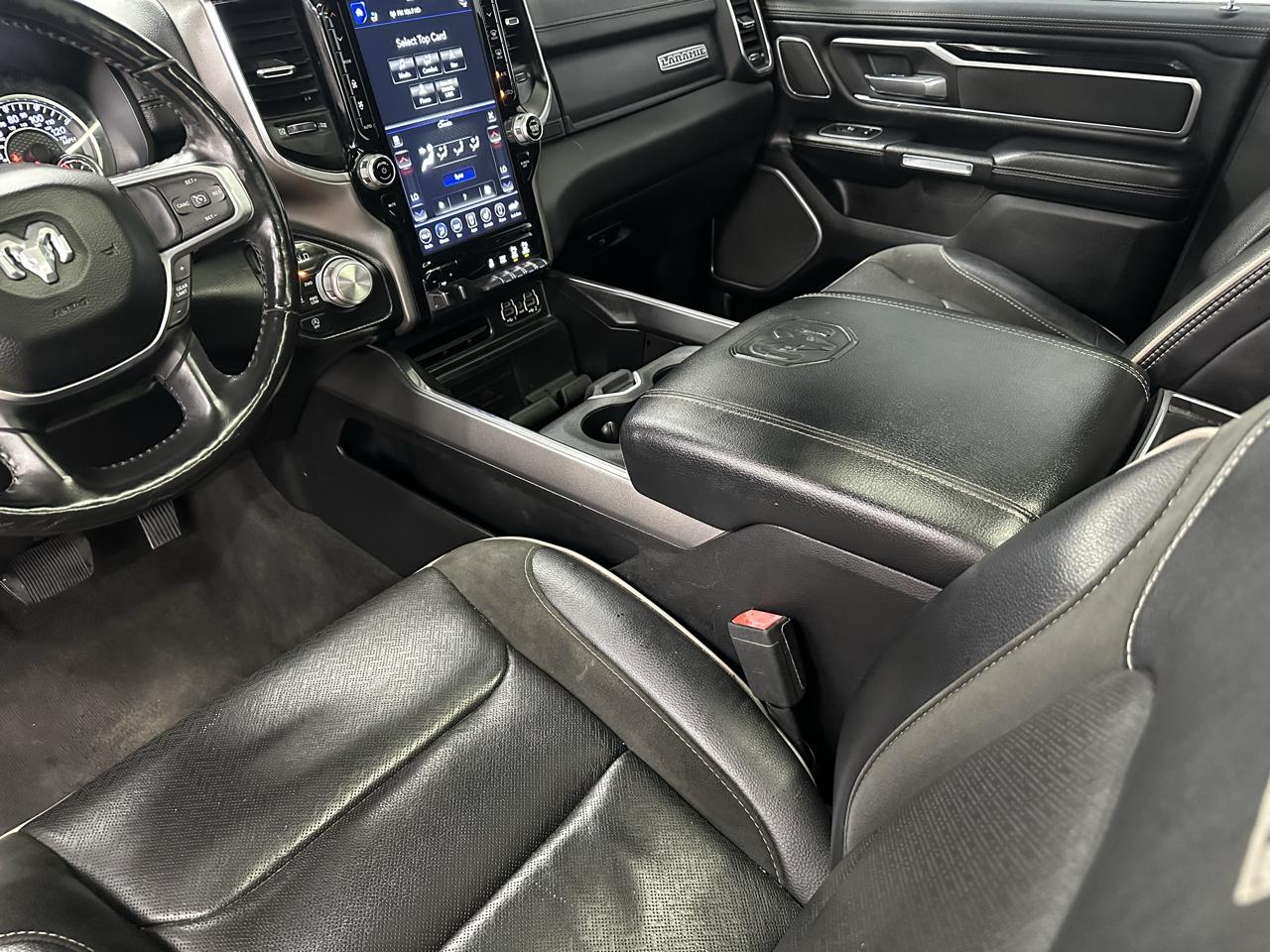 RAM 1500 Laramie Crew Cab SWB 4WD 2020
