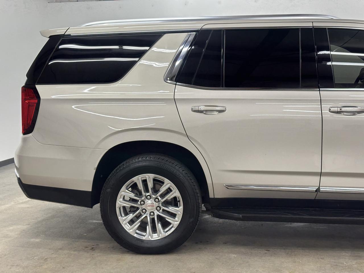 GMC Yukon SLT 2WD 2021