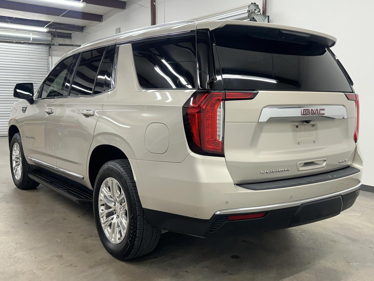 GMC Yukon SLT 2WD 2021