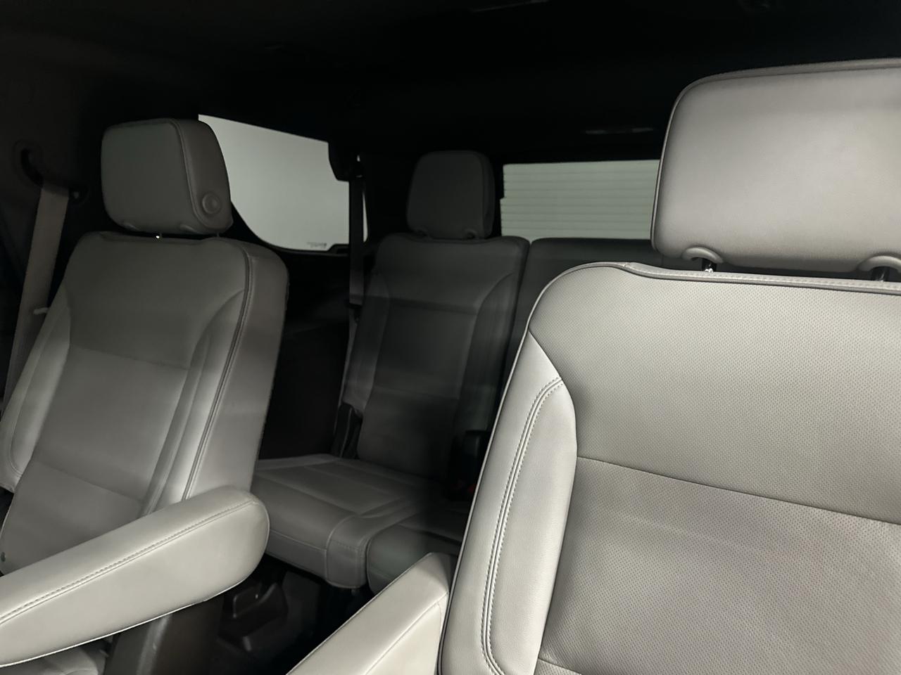 GMC Yukon SLT 2WD 2021