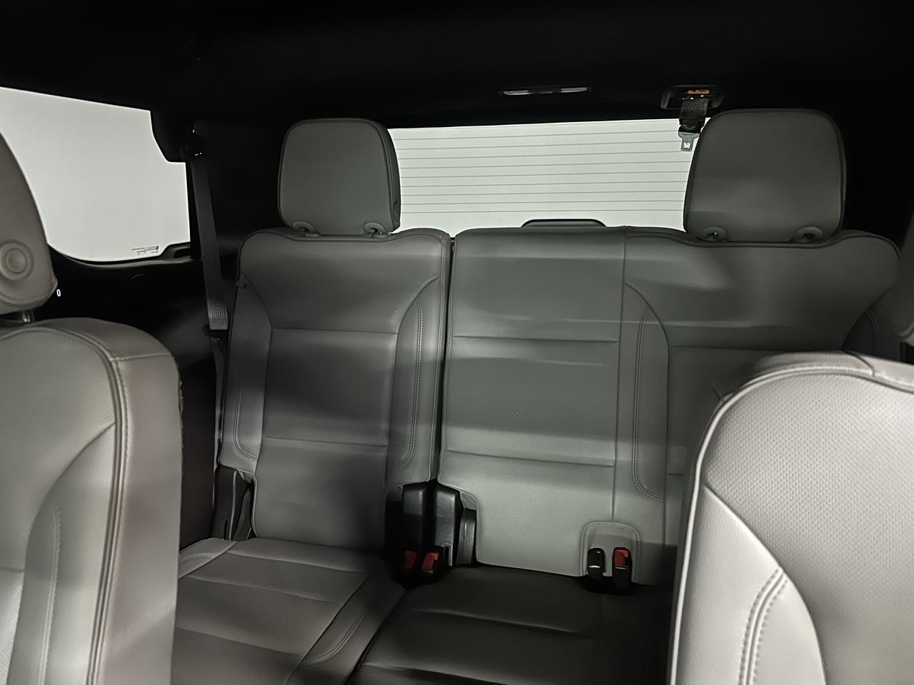 GMC Yukon SLT 2WD 2021