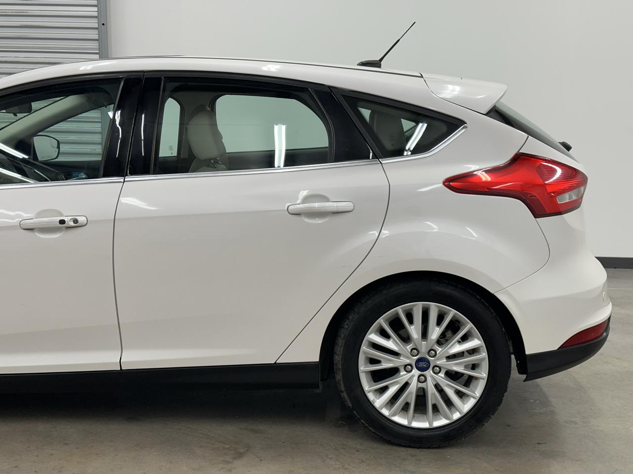 Ford Focus Titanium Hatch 2016