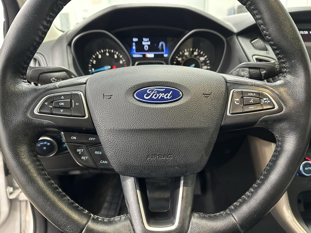 Ford Focus Titanium Hatch 2016