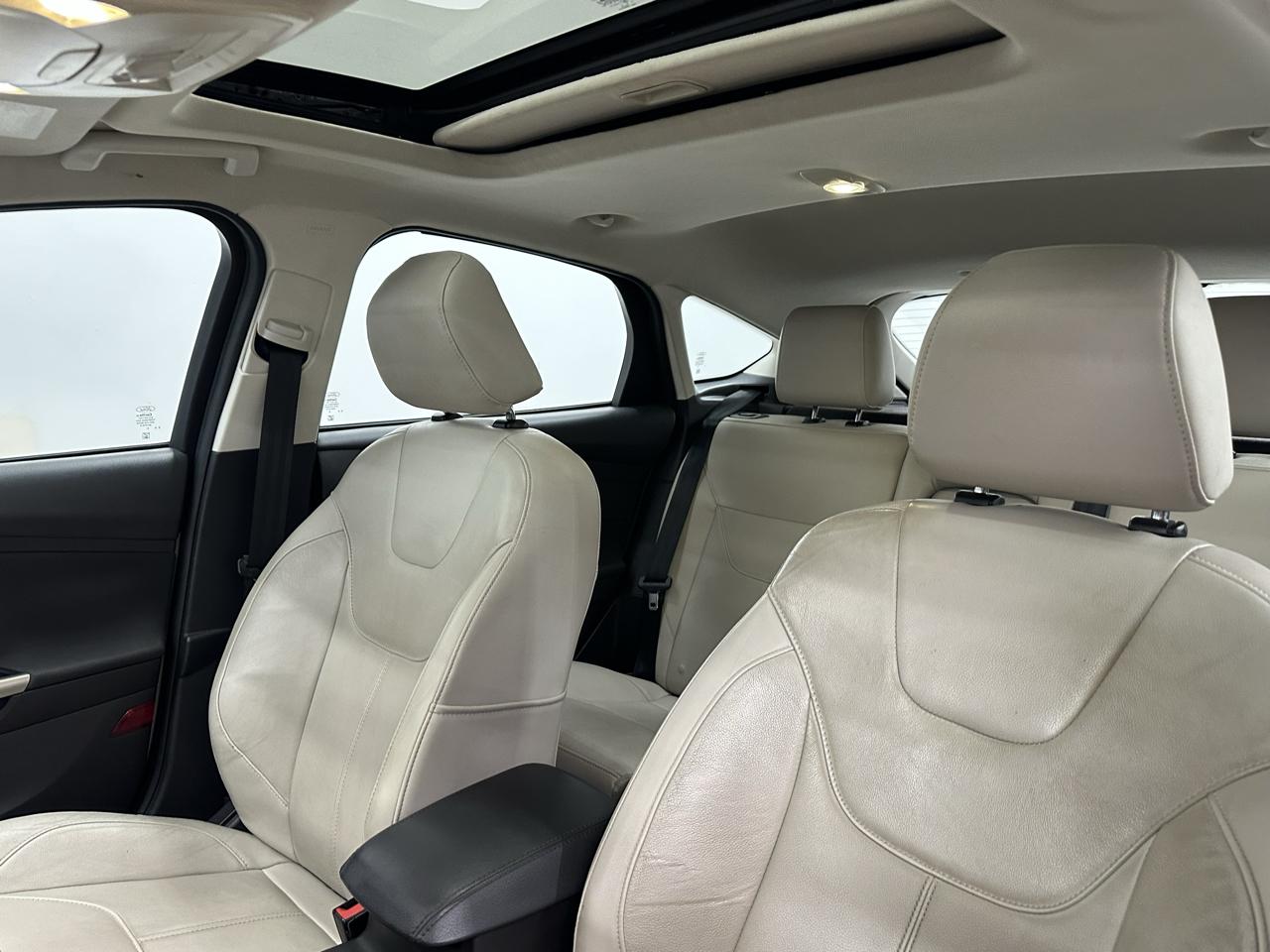 Ford Focus Titanium Hatch 2016
