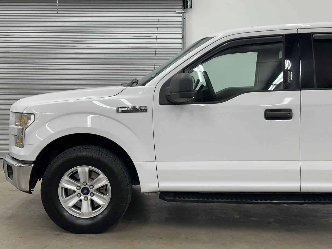 Ford F-150 XL SuperCab 6.5-ft. Bed 2WD 2016
