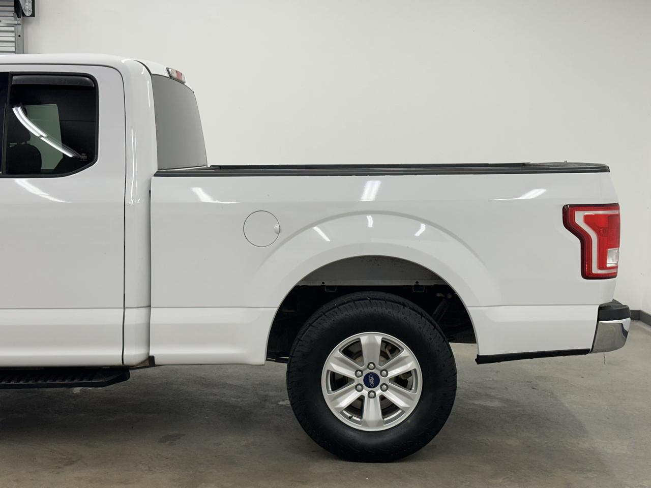 Ford F-150 XL SuperCab 6.5-ft. Bed 2WD 2016