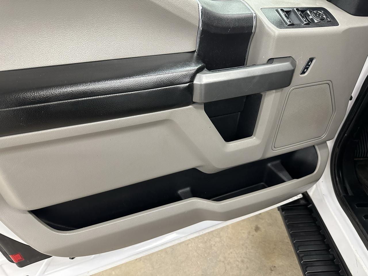 Ford F-150 XL SuperCab 6.5-ft. Bed 2WD 2016