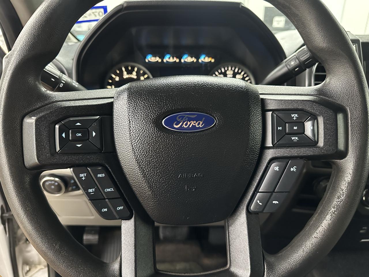 Ford F-150 XL SuperCab 6.5-ft. Bed 2WD 2016
