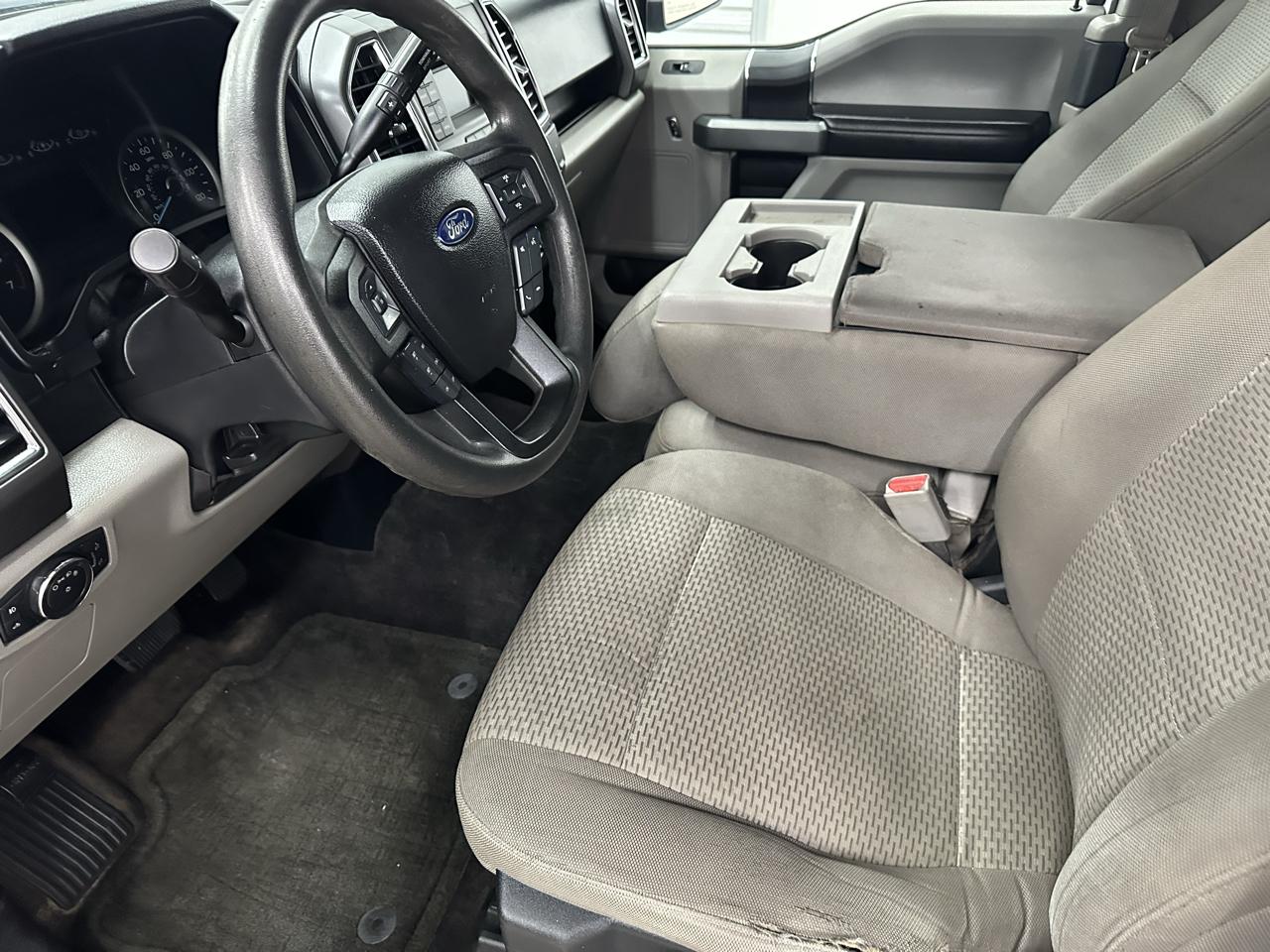Ford F-150 XL SuperCab 6.5-ft. Bed 2WD 2016