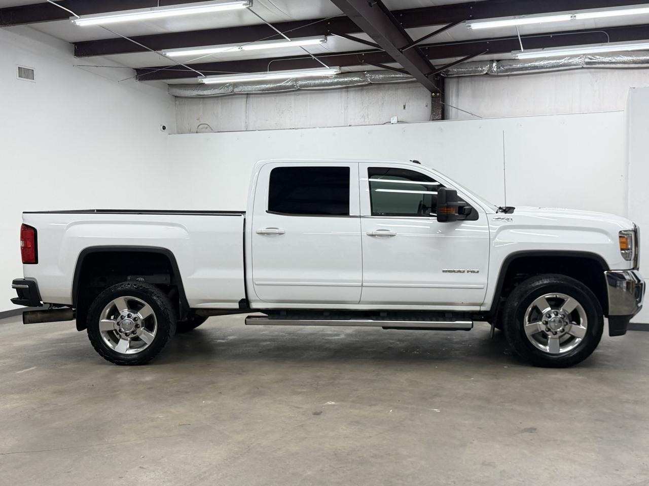 GMC Sierra 2500HD SLE Crew Cab 4WD 2016