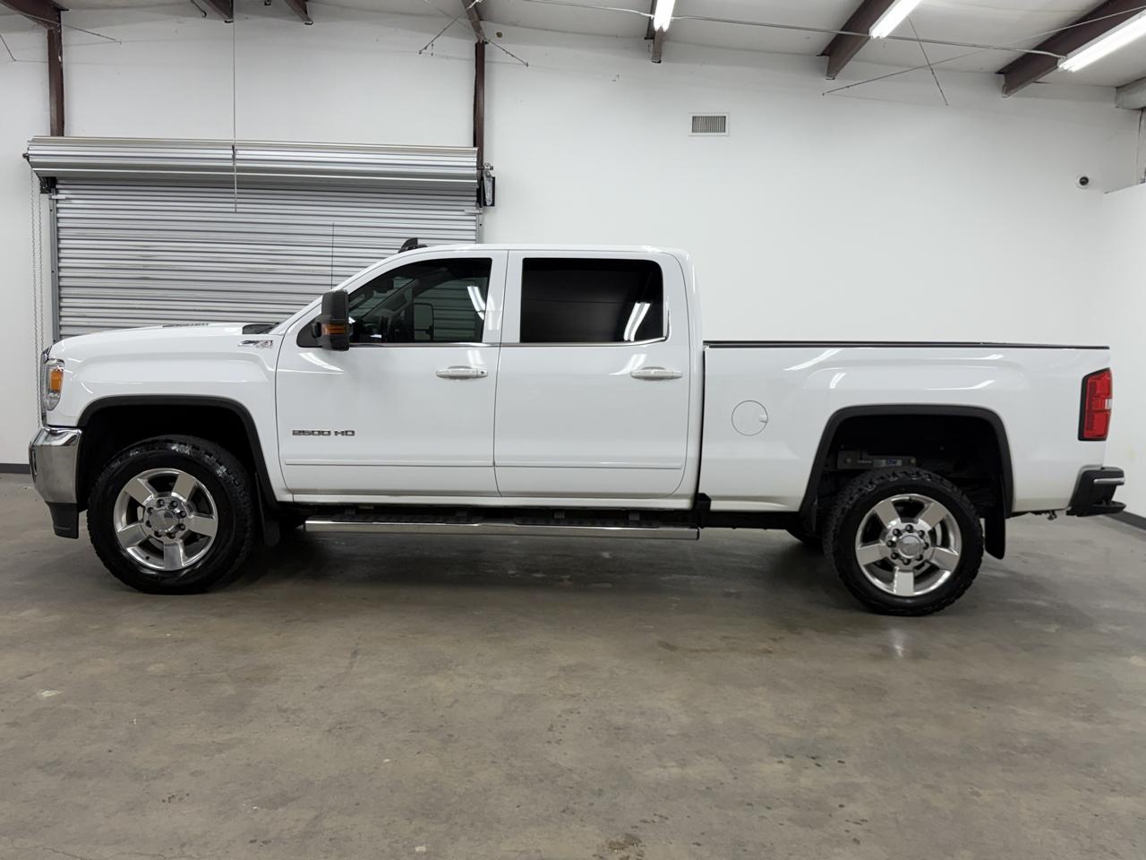 GMC Sierra 2500HD SLE Crew Cab 4WD 2016