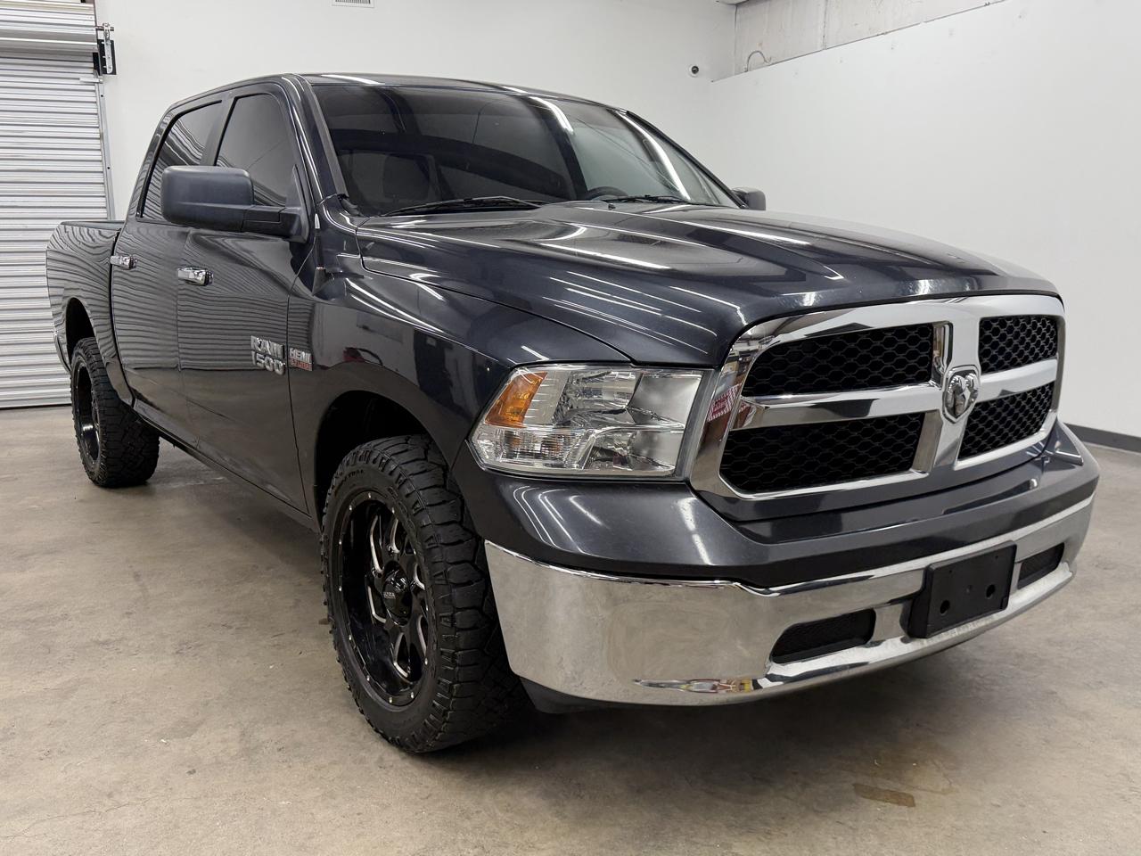 RAM 1500 SLT Crew Cab SWB 4WD 2018