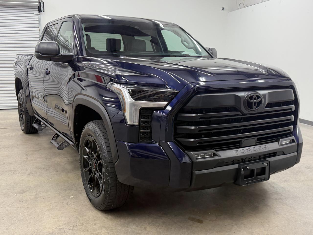 Toyota Tundra SR5 CrewMax 4WD 2024