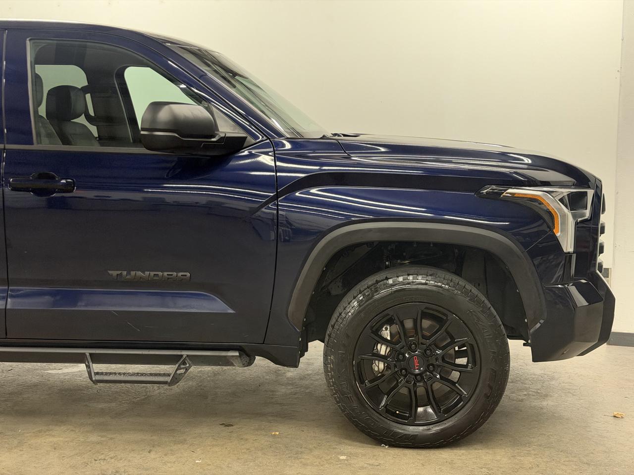 Toyota Tundra SR5 CrewMax 4WD 2024