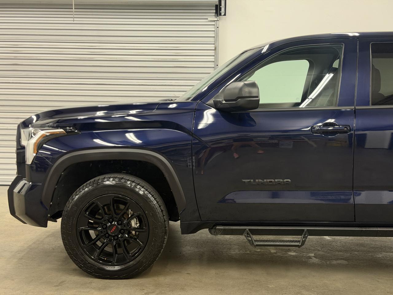 Toyota Tundra SR5 CrewMax 4WD 2024