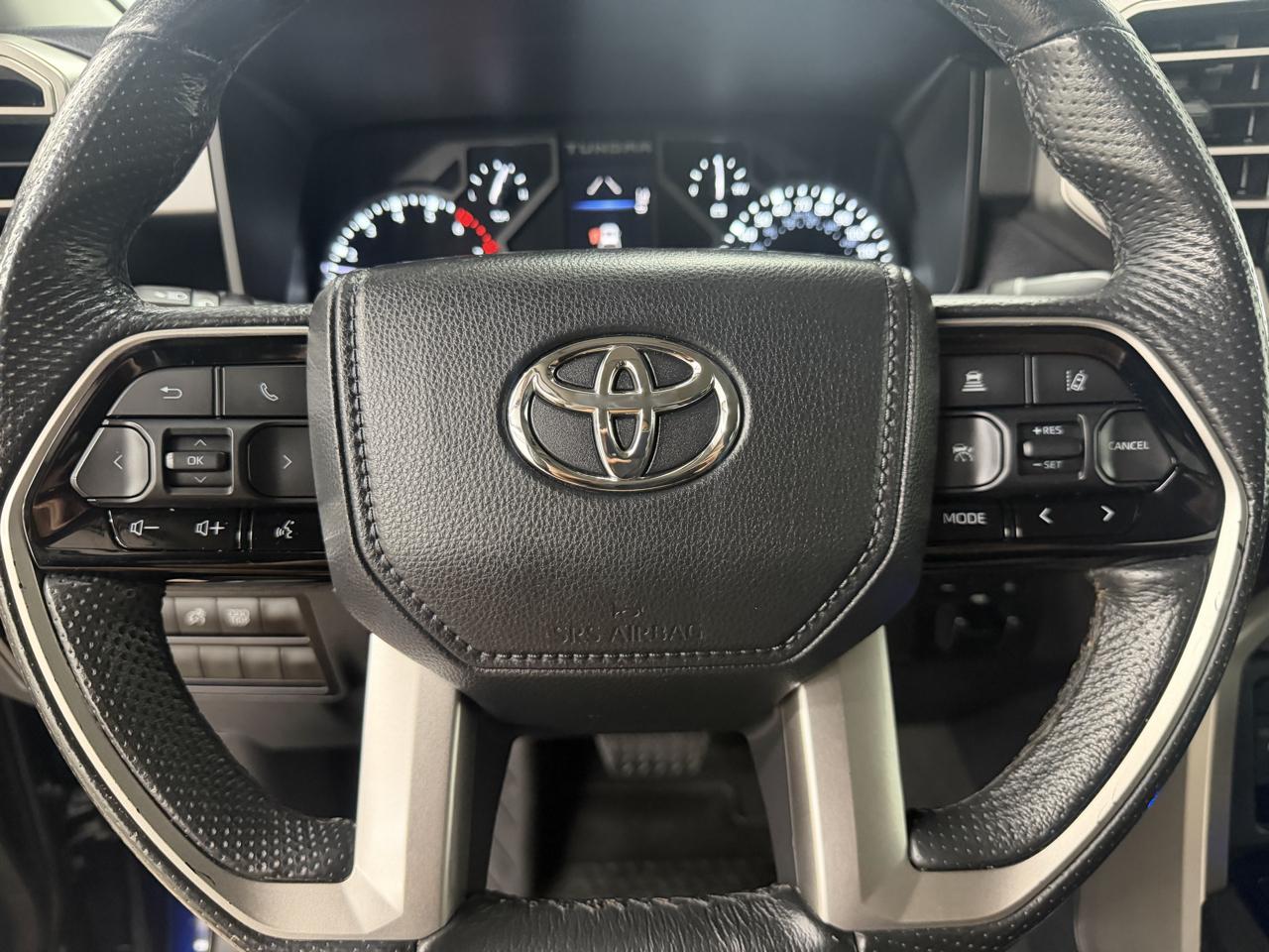 Toyota Tundra SR5 CrewMax 4WD 2024