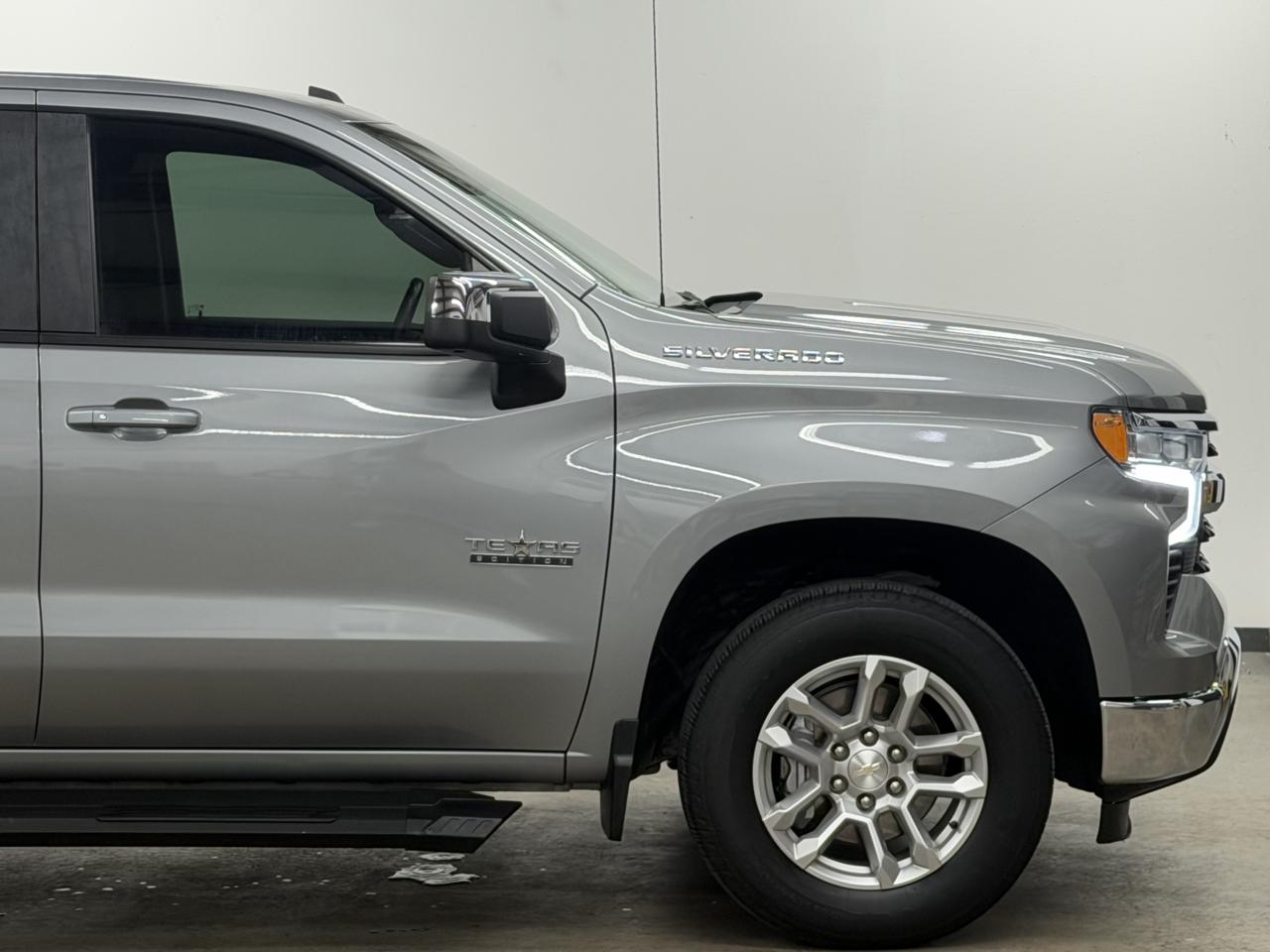 Chevrolet Silverado 1500 LT Crew Cab 2WD 2023