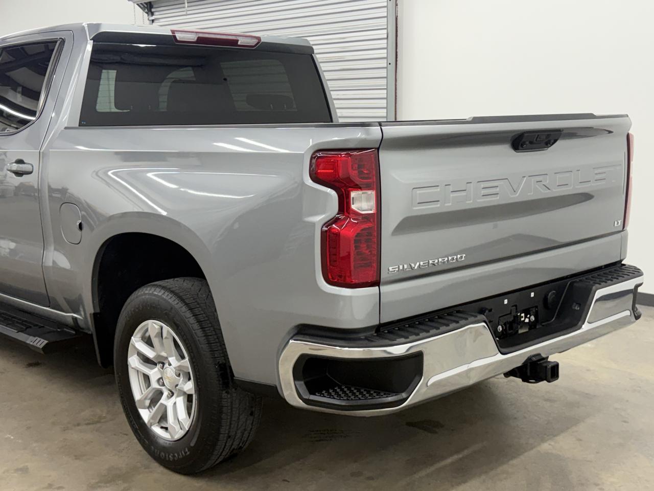 Chevrolet Silverado 1500 LT Crew Cab 2WD 2023