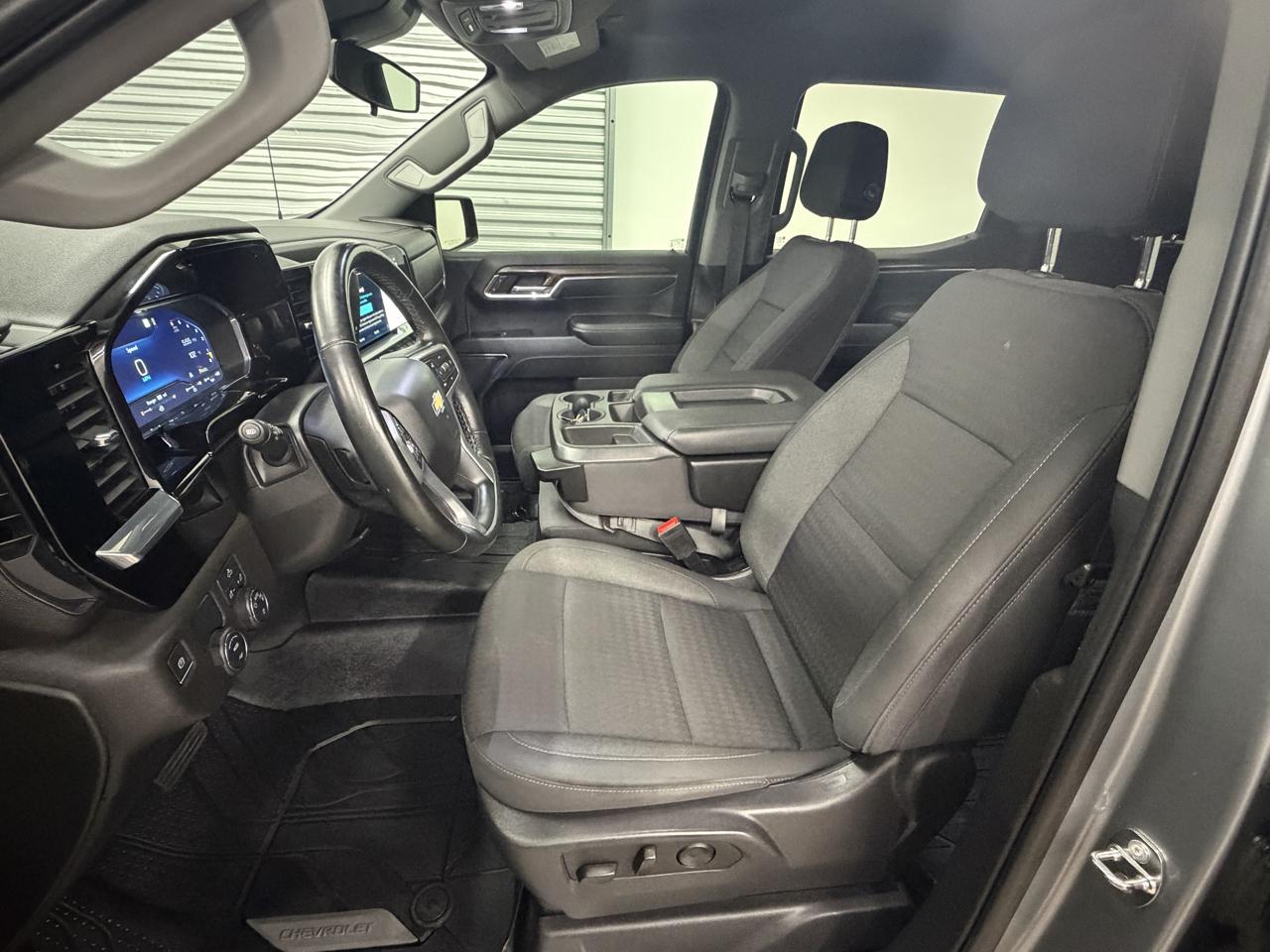 Chevrolet Silverado 1500 LT Crew Cab 2WD 2023