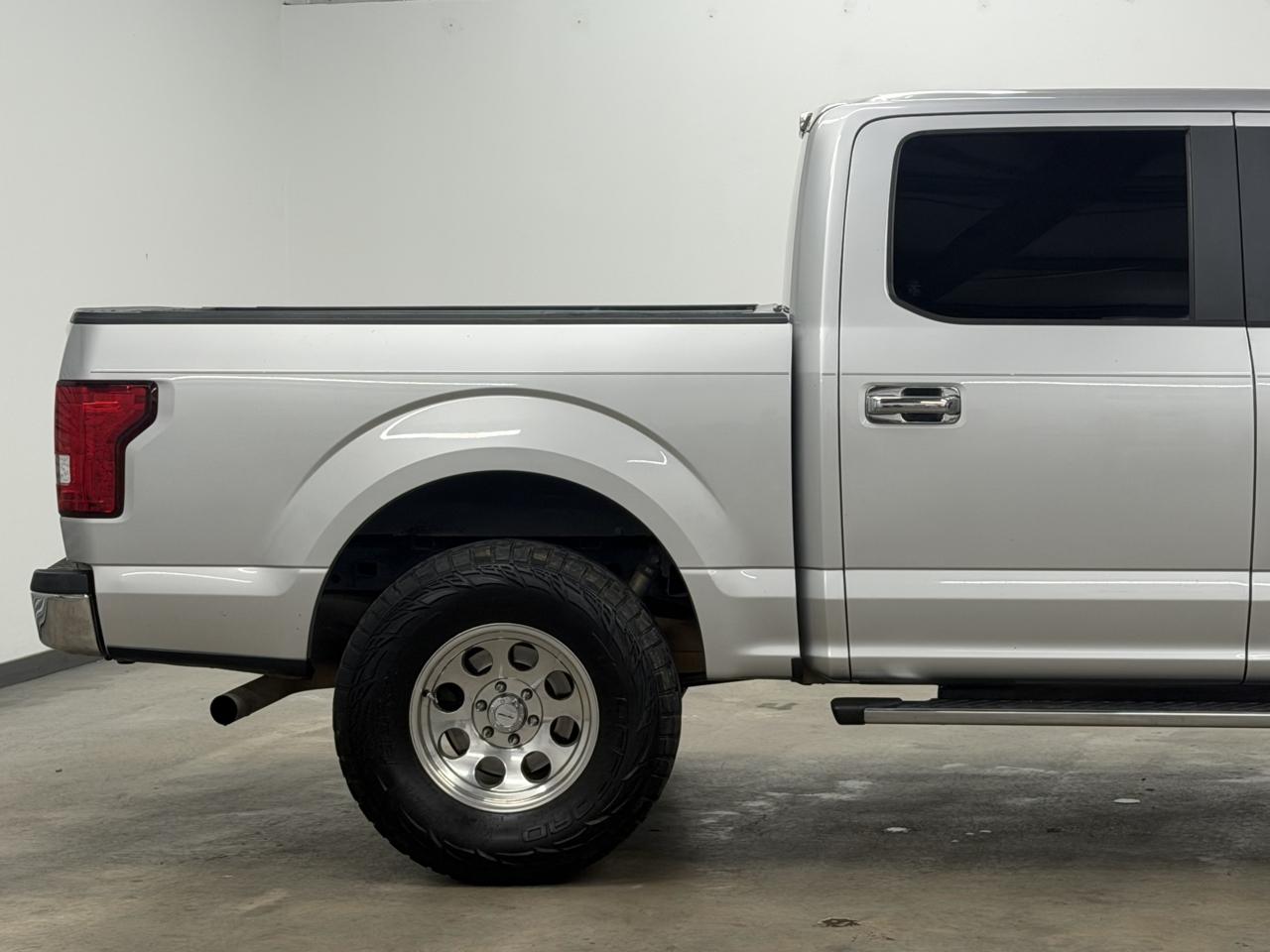 Ford F-150 XLT SuperCrew 5.5-ft. Bed 2WD 2015
