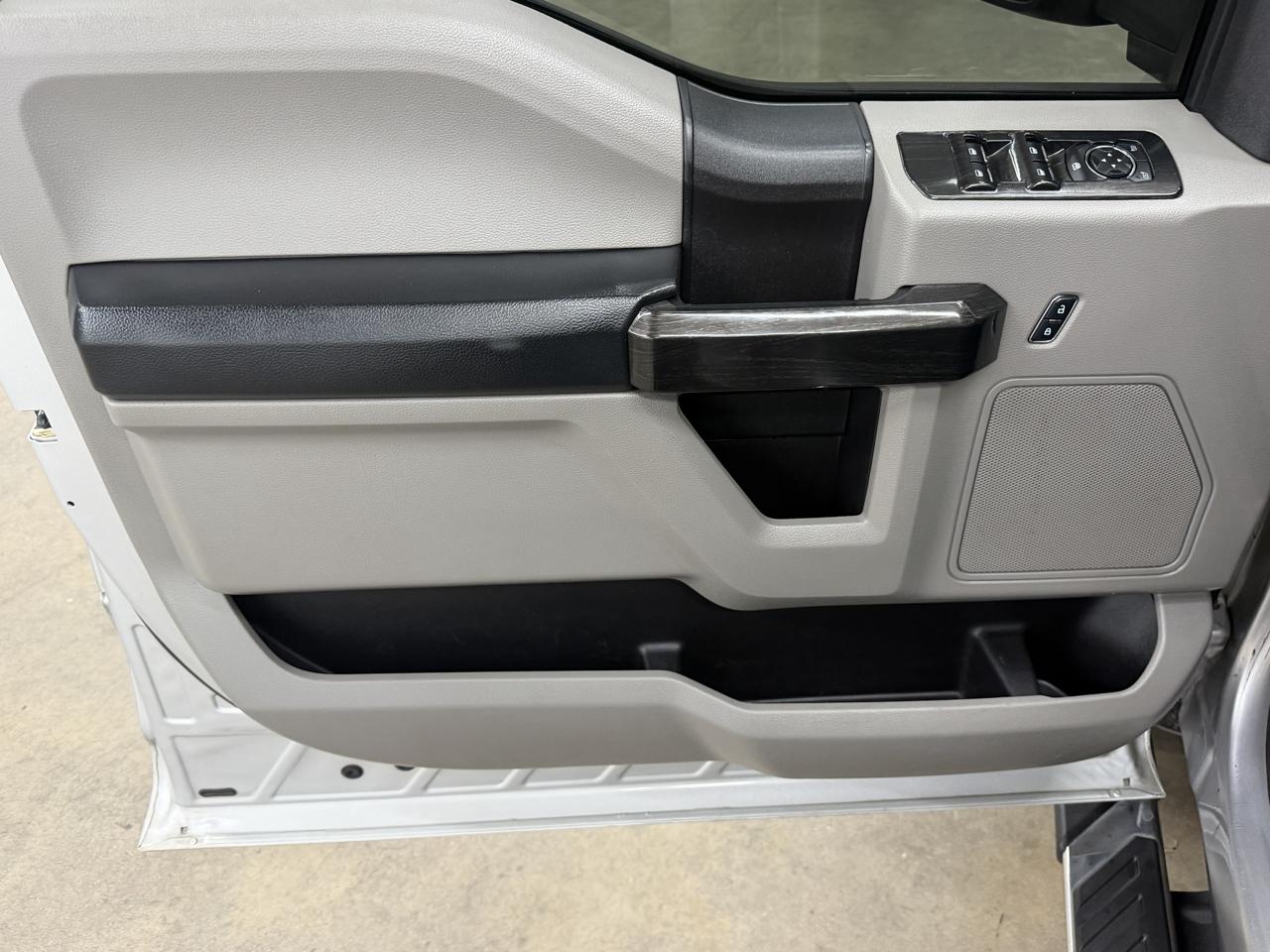 Ford F-150 XLT SuperCrew 5.5-ft. Bed 2WD 2015