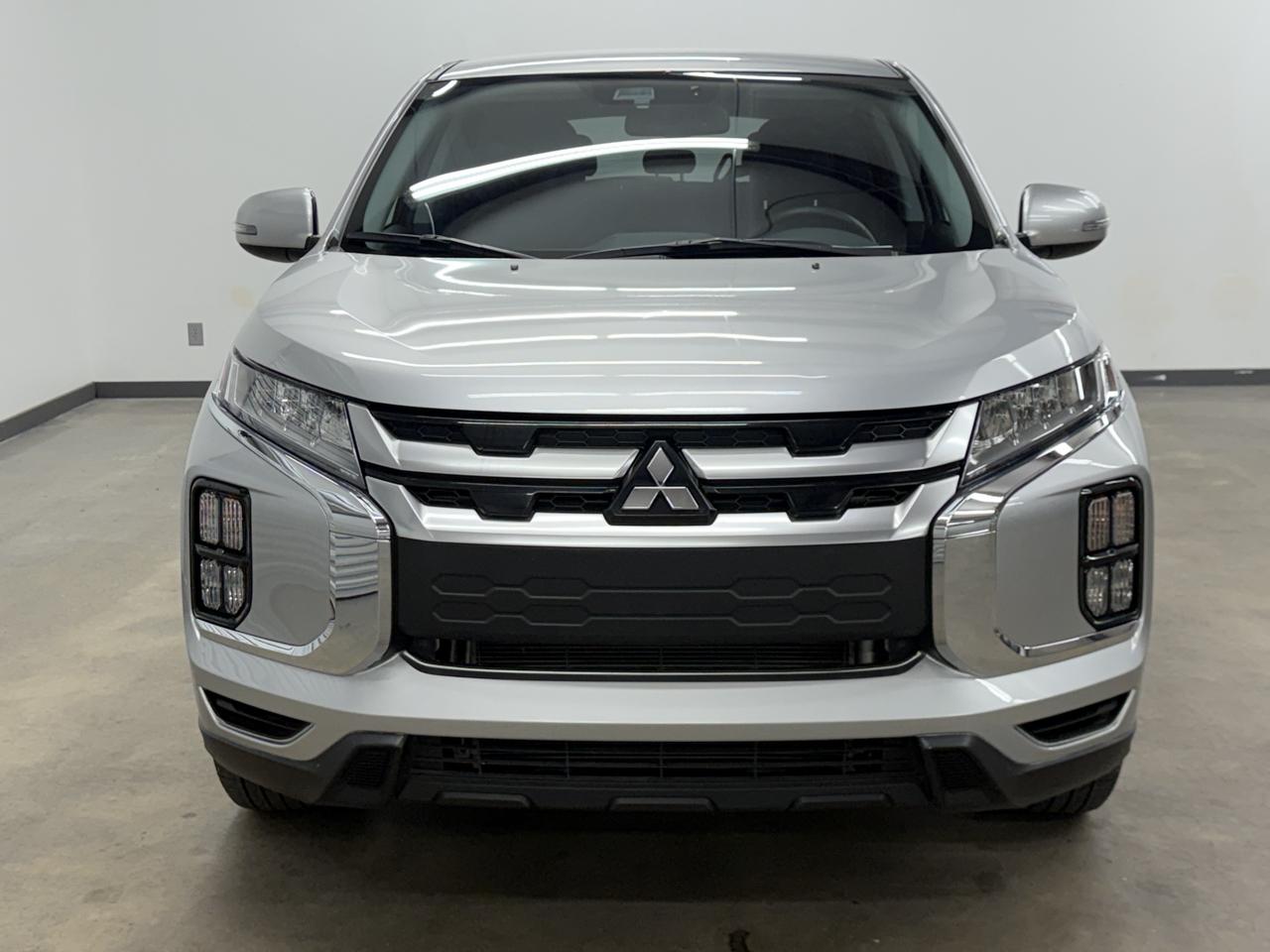 Mitsubishi Outlander Sport 2.0 ES 4WD 2025