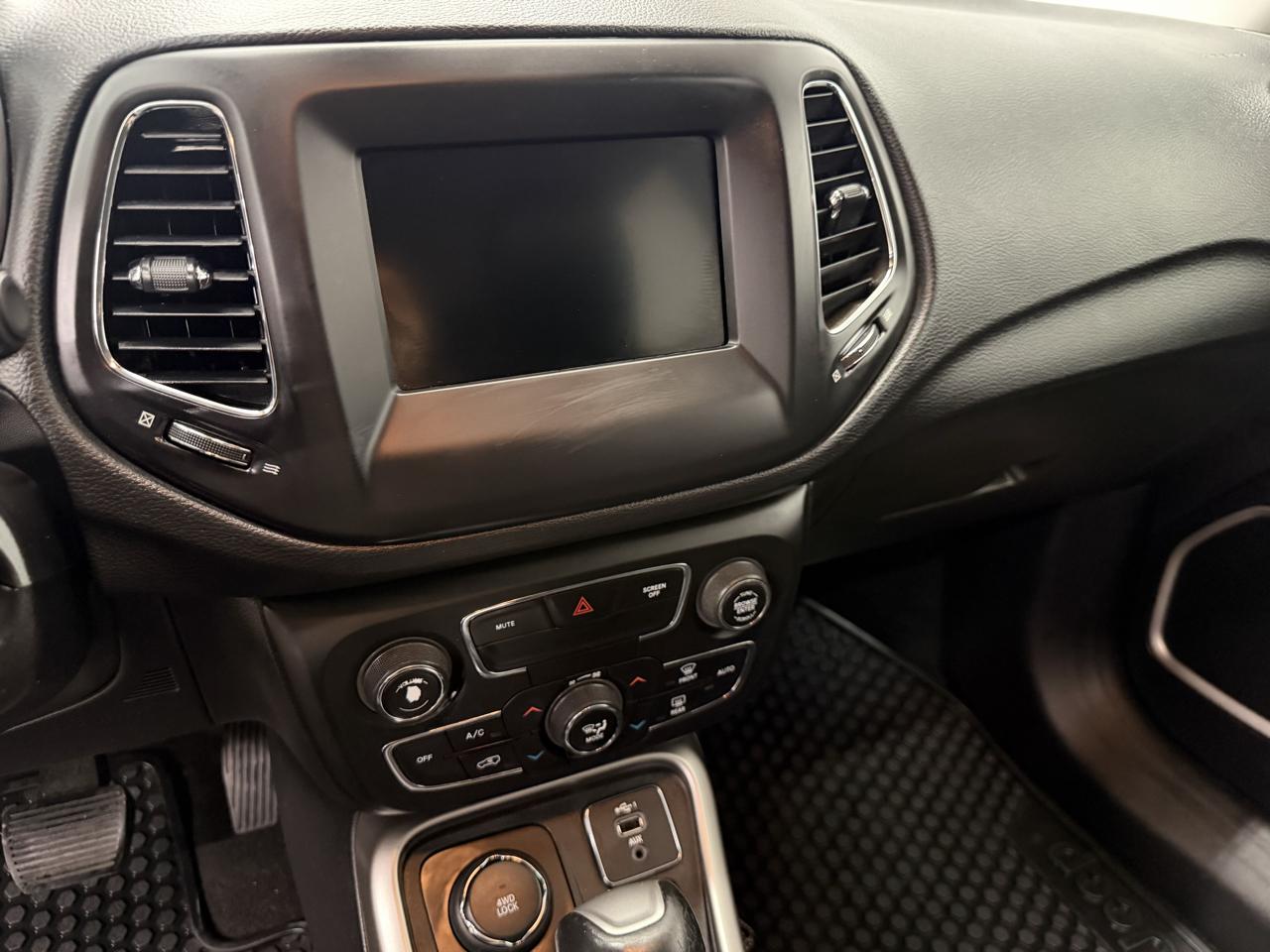Jeep Compass Latitude 4WD 2019