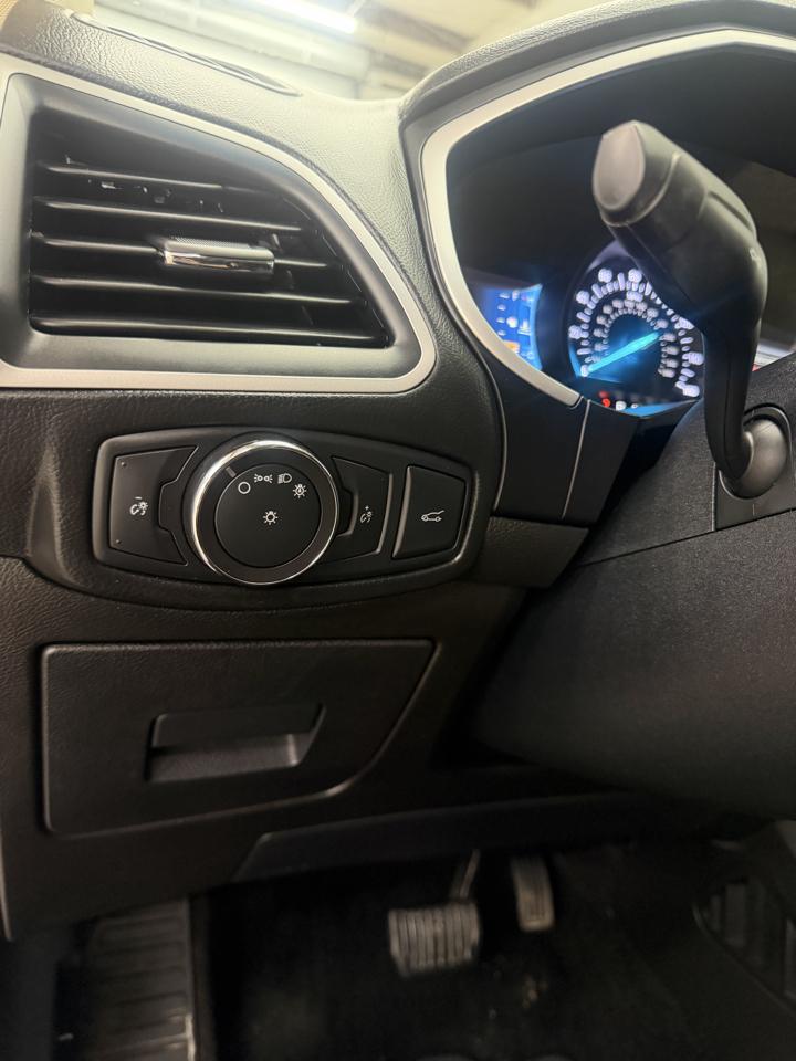Ford Edge SEL FWD 2017