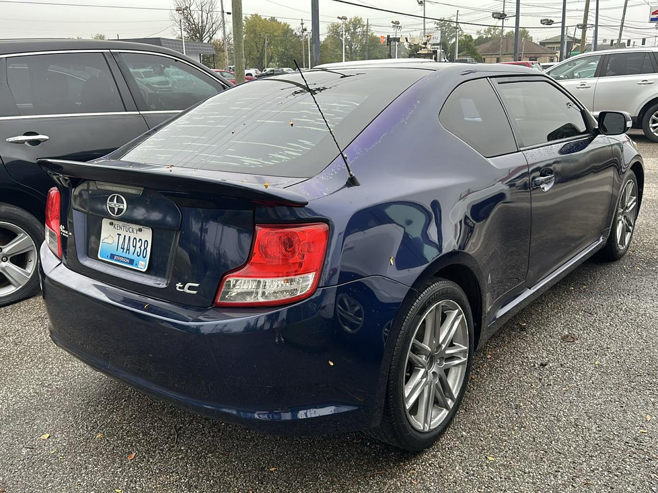 Scion tC Sports Coupe 6-Spd AT 2013