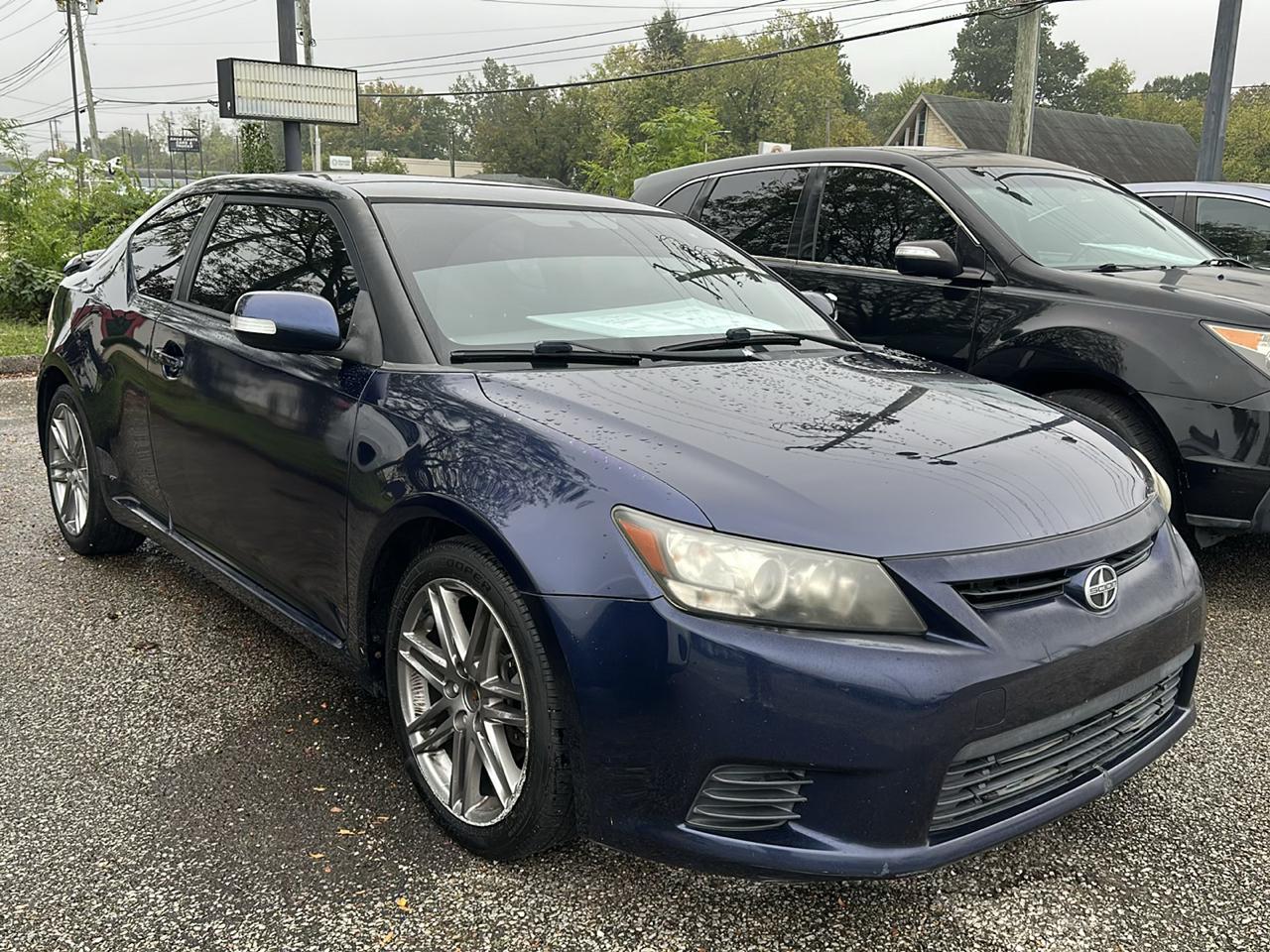 Scion tC Sports Coupe 6-Spd AT 2013