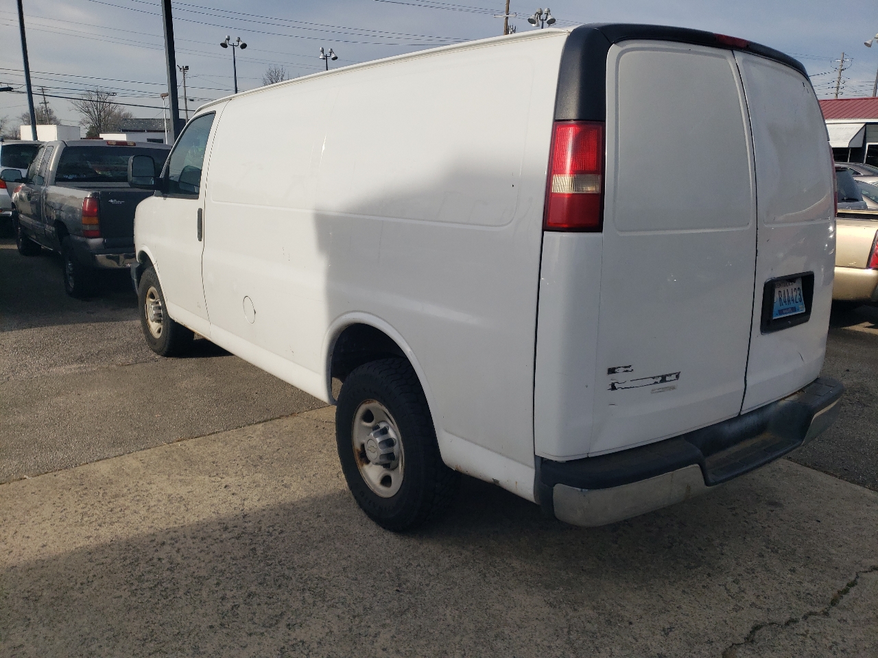 Chevrolet Express 3500 Cargo 2011