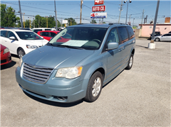 2008 Chrysler Town & Country 