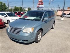 2008 Chrysler Town & Country 