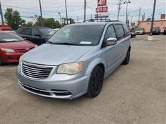 2012 Chrysler Town & Country 