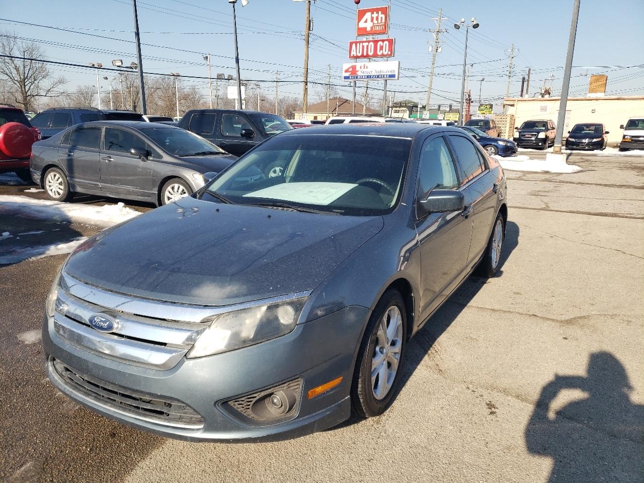 Ford Fusion SE 2012