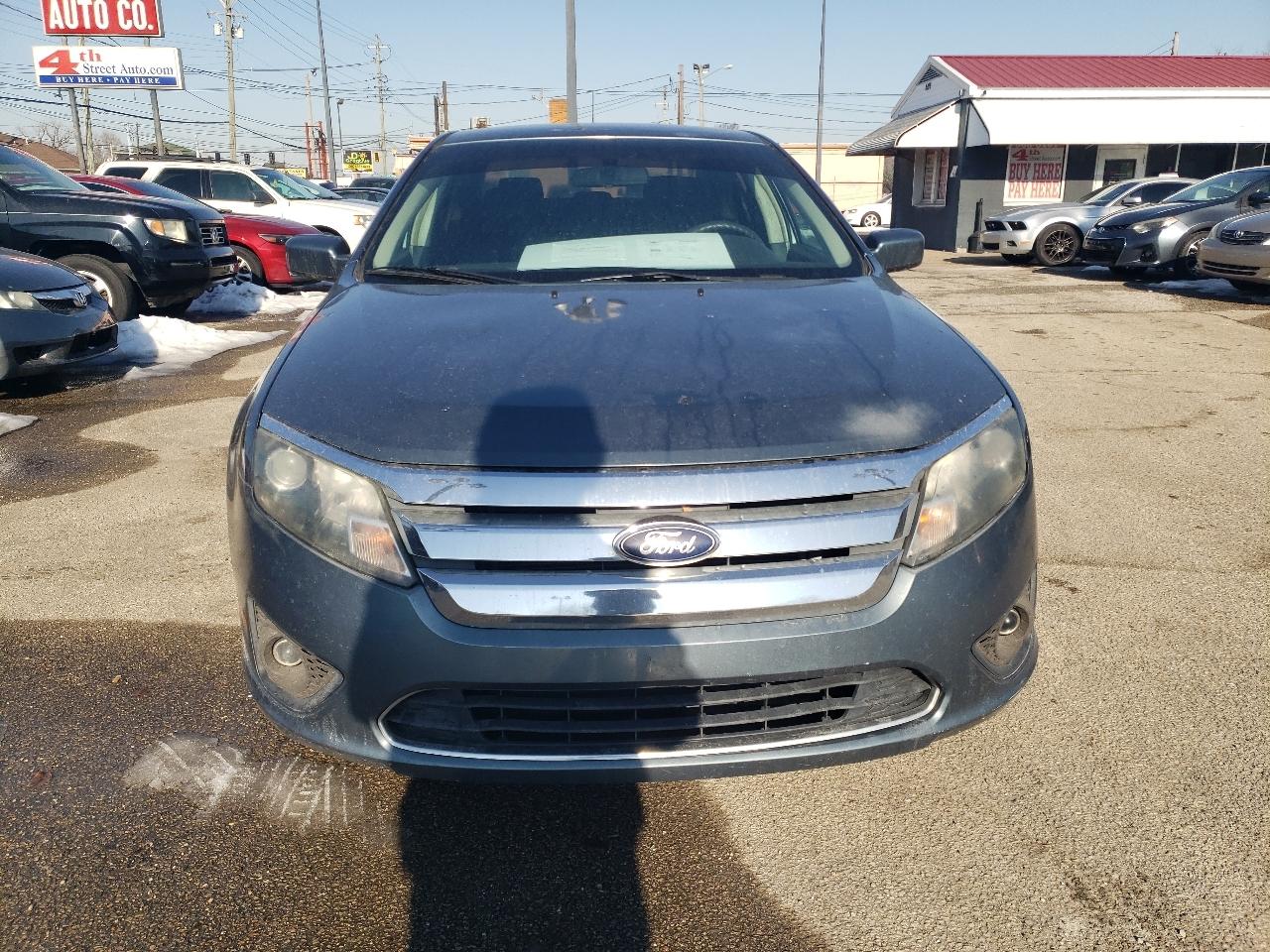 Ford Fusion SE 2012