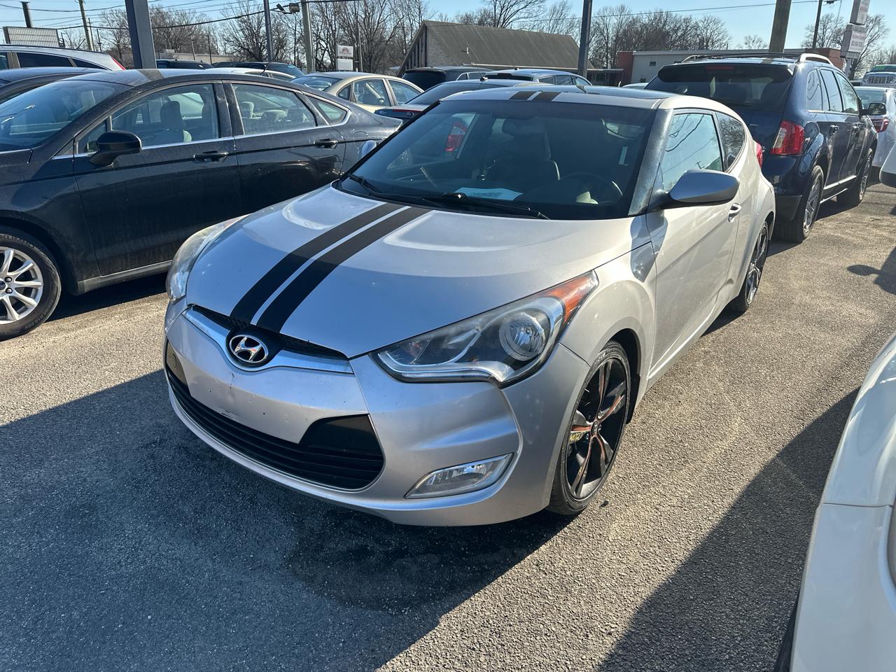 Hyundai Veloster Base 6AT 2016