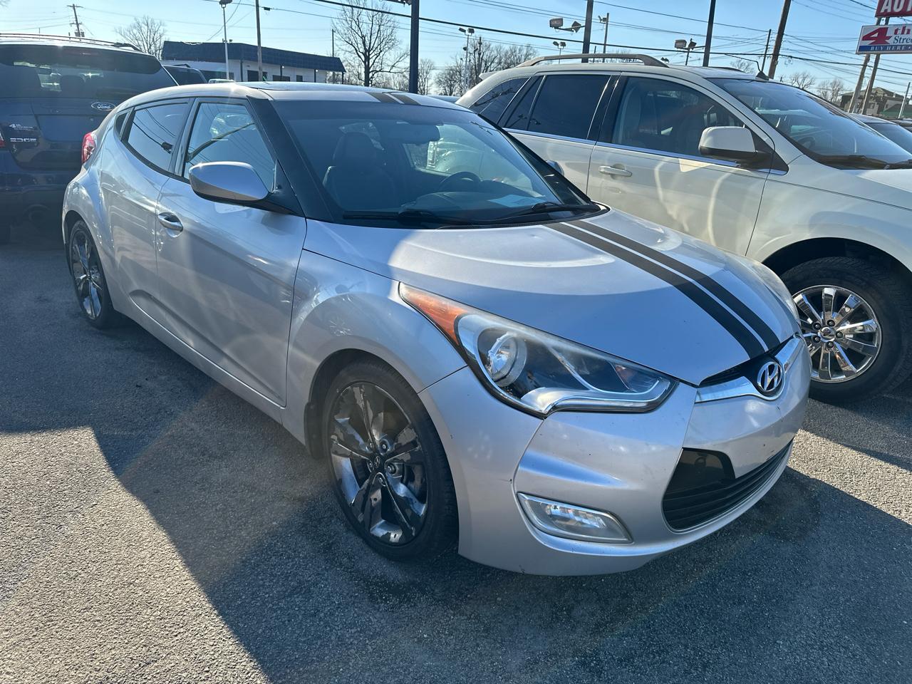 Hyundai Veloster Base 6AT 2016