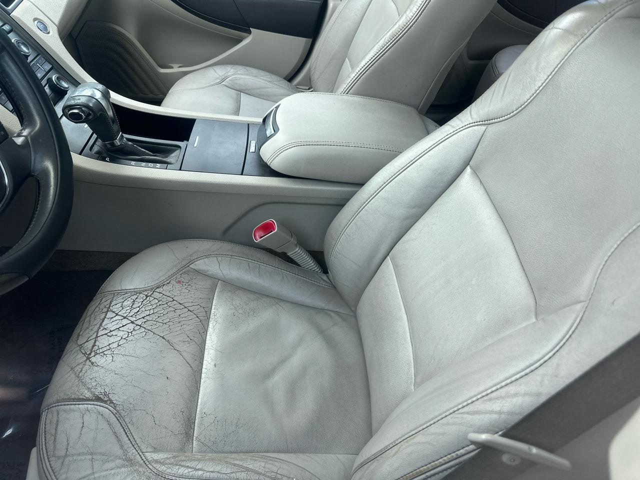 Ford Taurus SEL FWD 2011