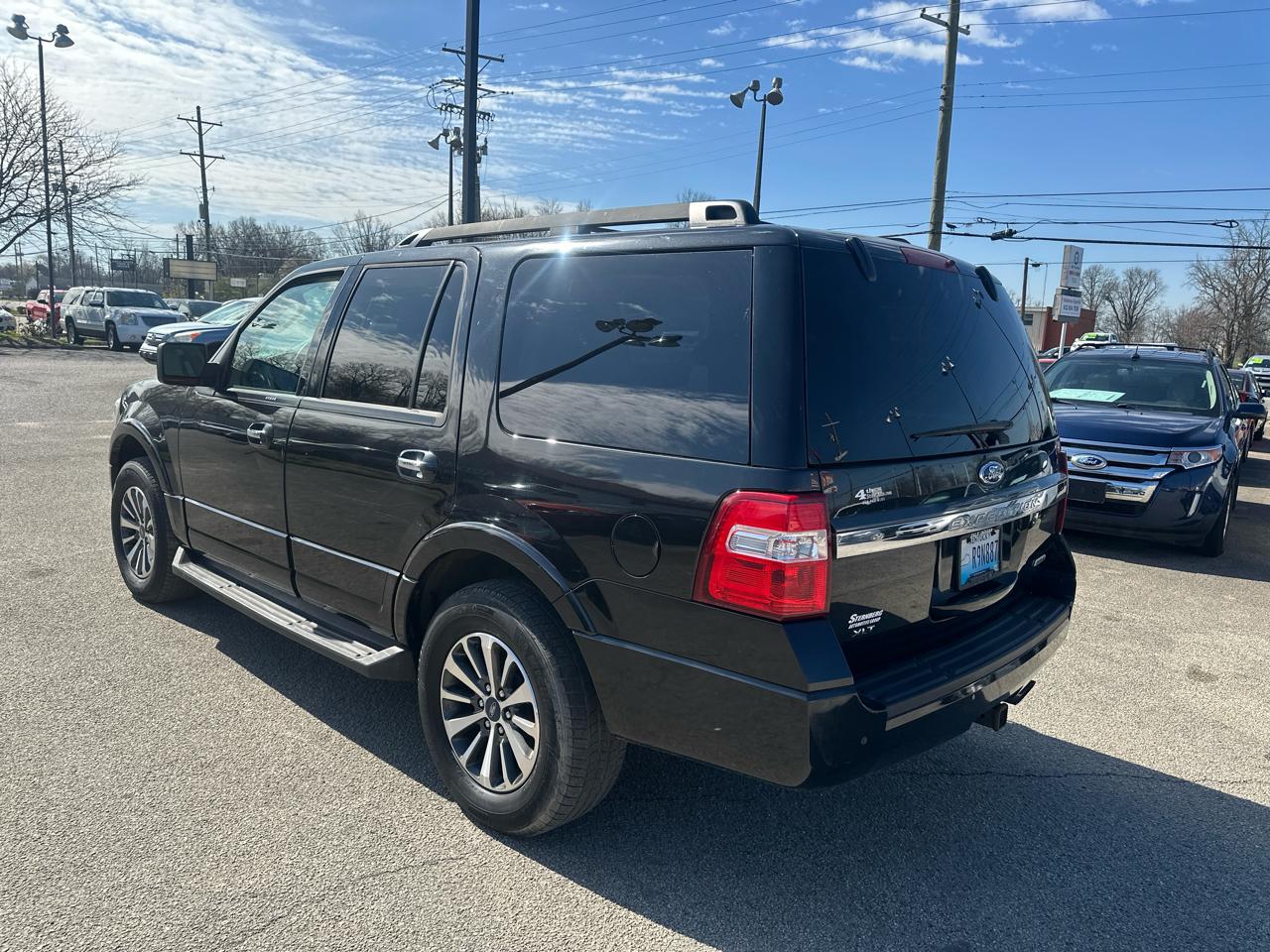 Ford Expedition XLT 4WD 2015