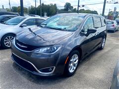 2018 Chrysler Pacifica  2018 Chrysler Pacifica
