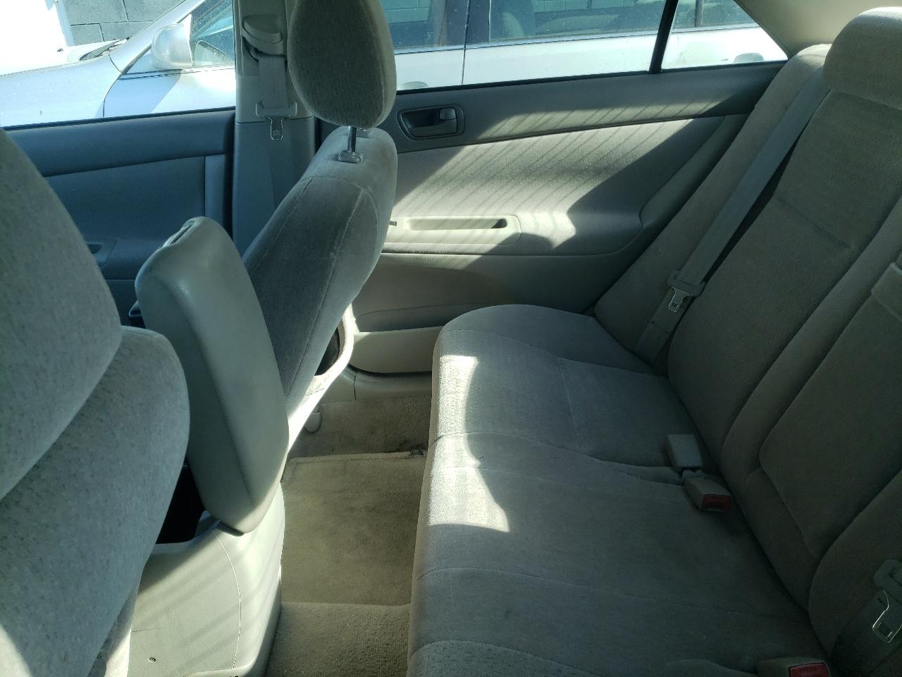 Toyota Camry Standard 2004