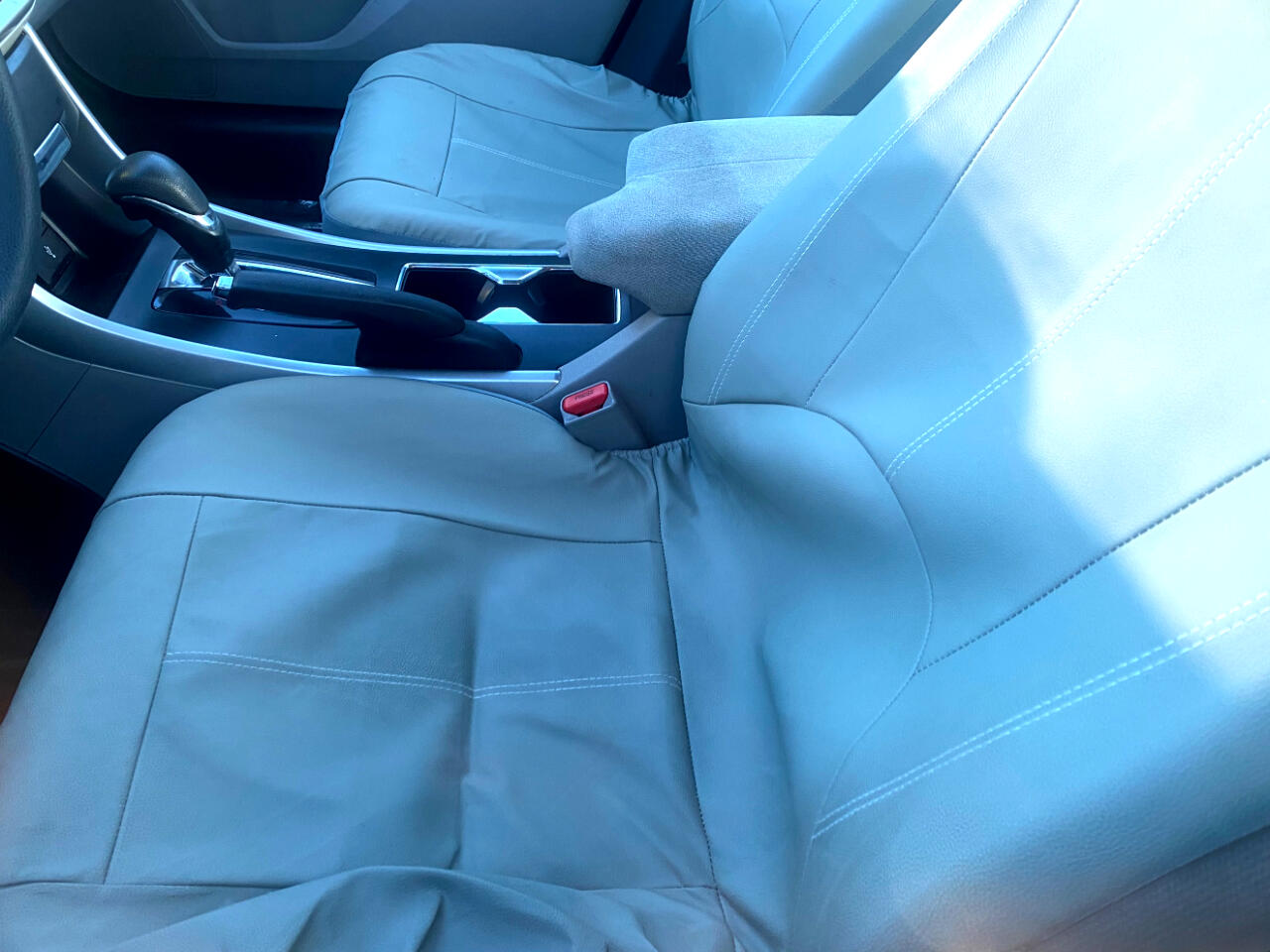 Honda Accord LX Sedan CVT 2013