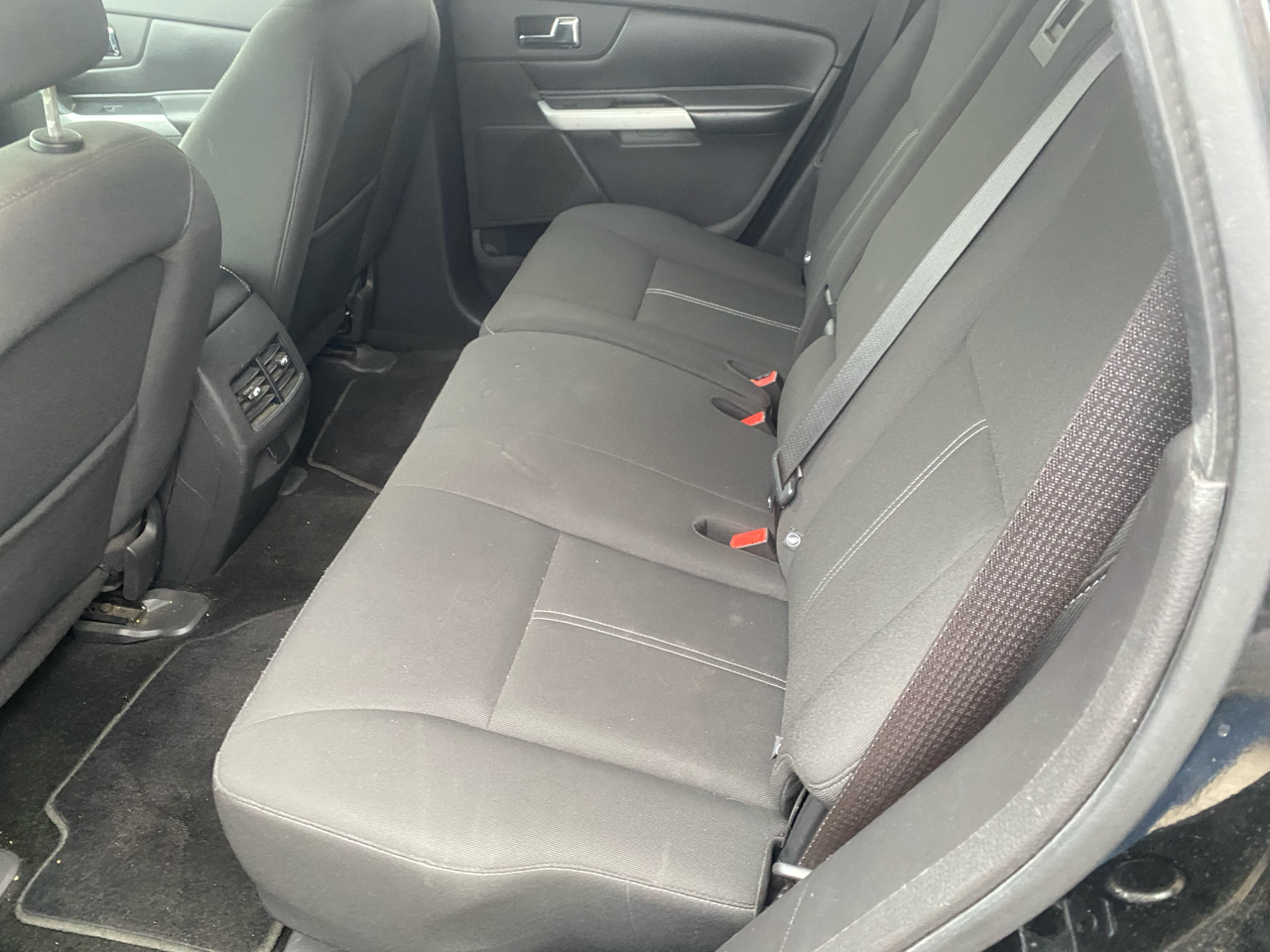 Ford Edge SE FWD 2011