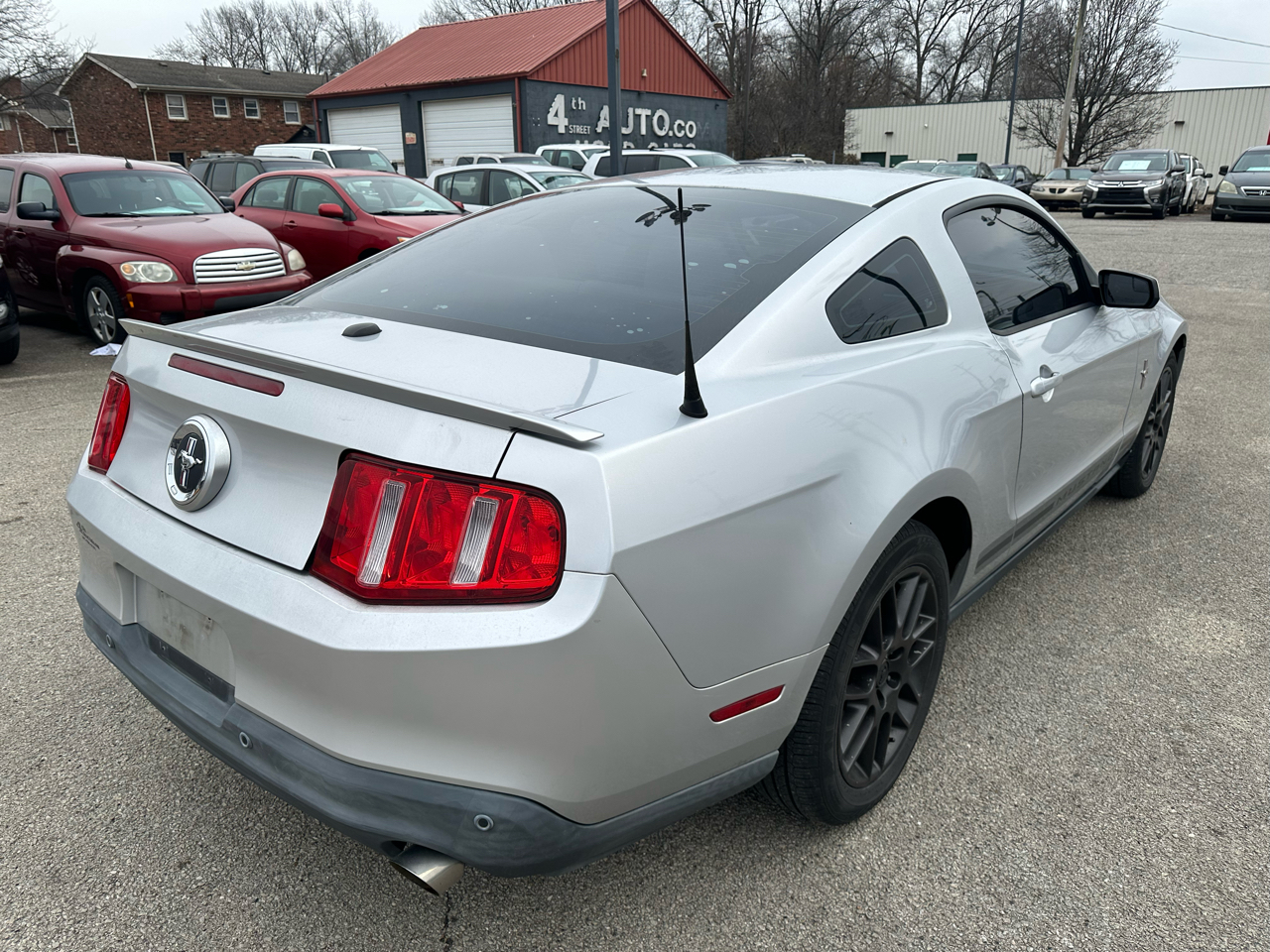 Ford Mustang V6 Coupe 2012