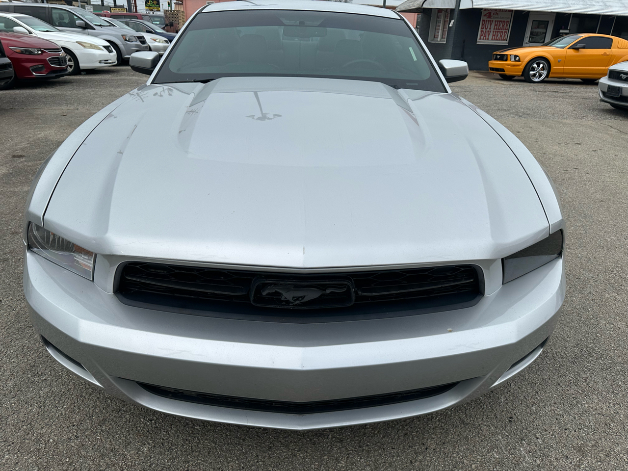 Ford Mustang V6 Coupe 2012