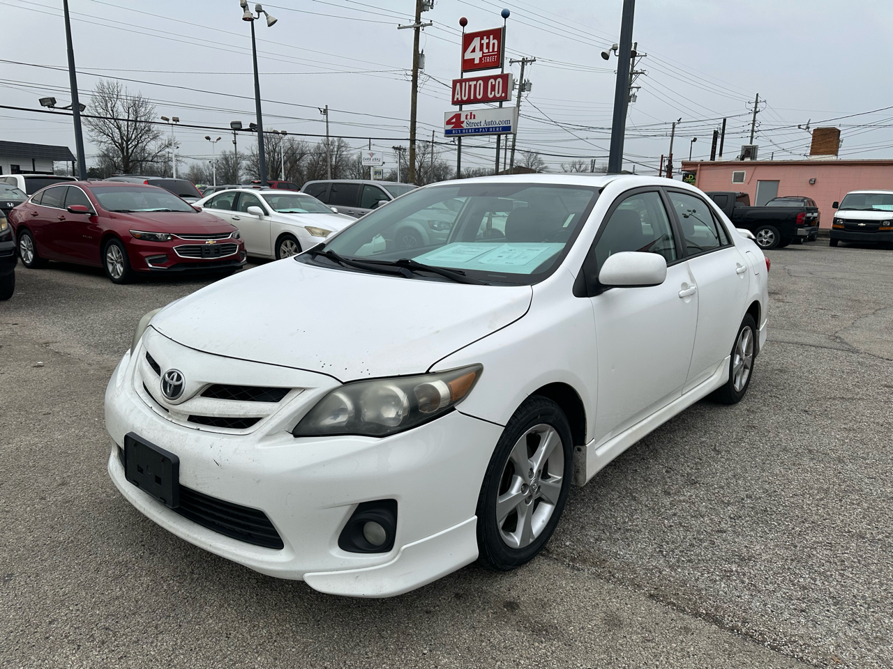 Toyota Corolla S 5-Speed MT 2012