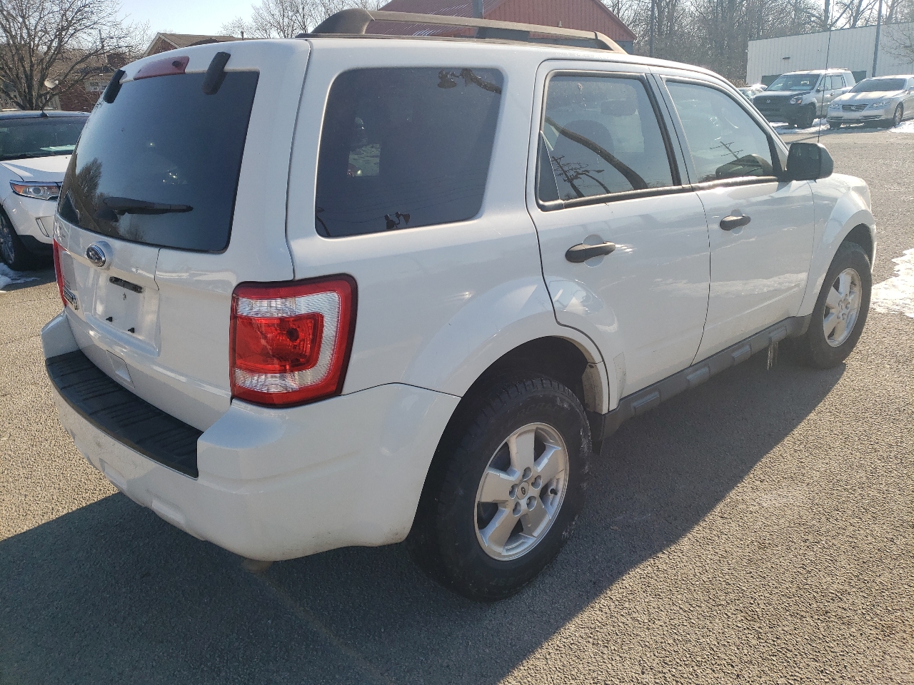 Ford Escape XLT FWD 2010